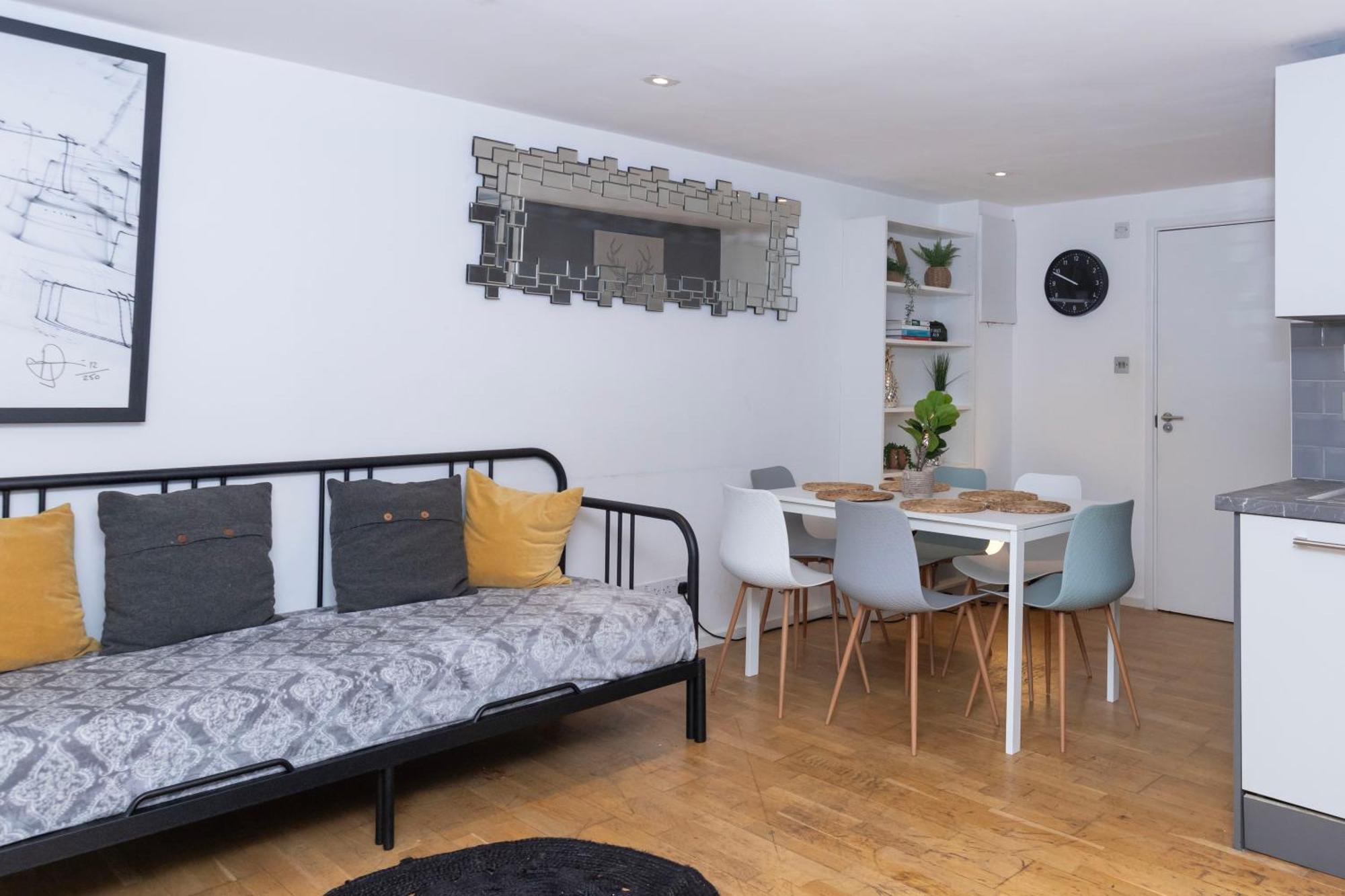 Cosy Ground Floor Apartment London Exterior photo